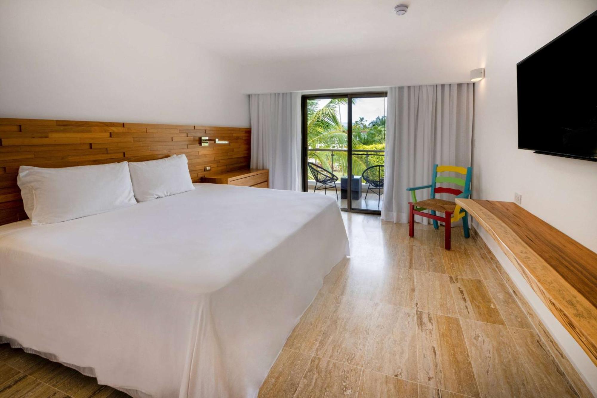 Viva V Samana By Wyndham, A Trademark Adults All Inclusive Лас-Терренас Екстер'єр фото